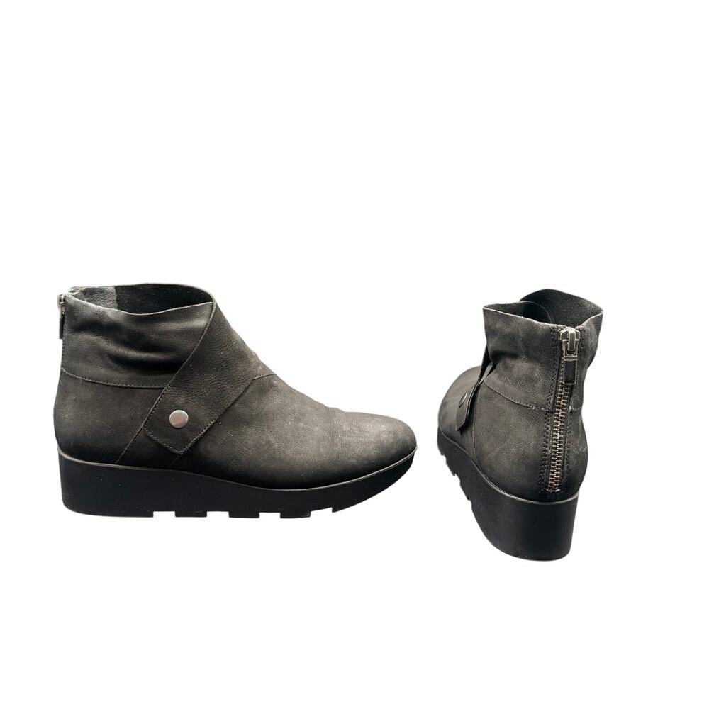 Eileen Fisher Black Nubuck Ankle Boots Wedge Zip Size 8